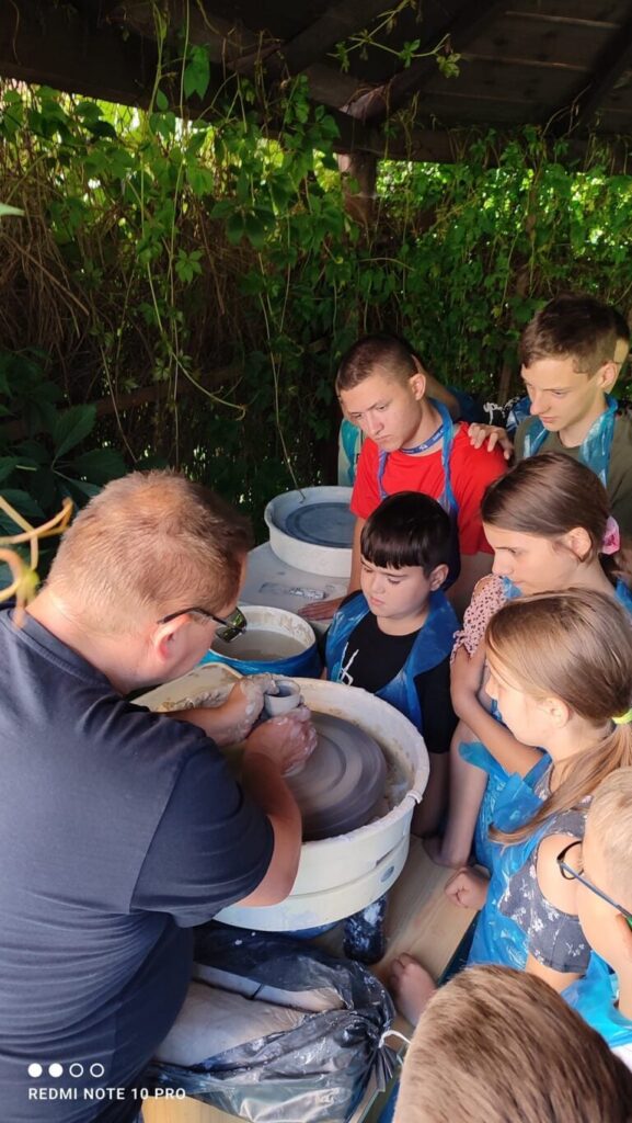 37795ad3-8762-4ec2-9176-636e1a670d36